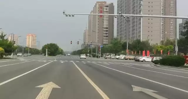 自动启停功能终极指南：开着省油还是关着伤车？老司机警告，90%车主都踩坑！