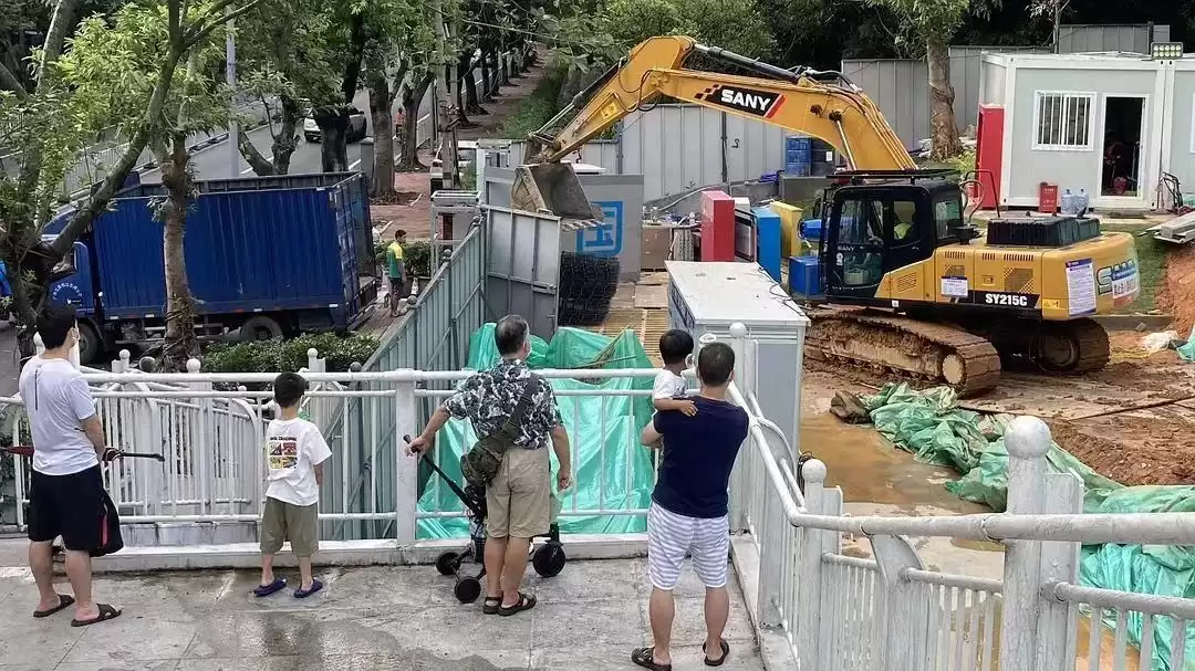 中国军人开挖掘机有多神？这些逆天操作让你惊掉下巴！