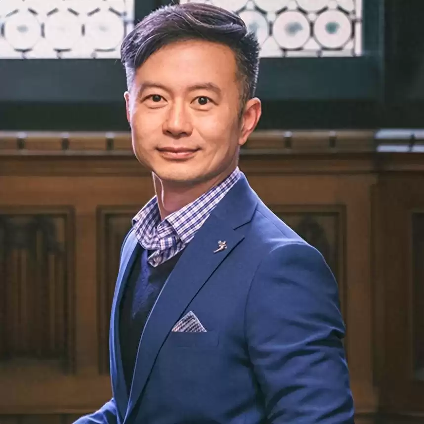 小米惊天逆转内幕：瑞士学者揭秘，掌控IT技术栈是科技巨头不败法则