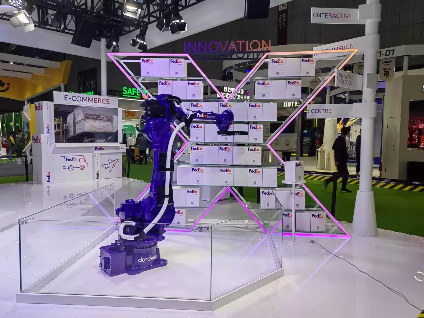 AI分拣革命：联邦快递如何用智能机器人重塑物流未来？