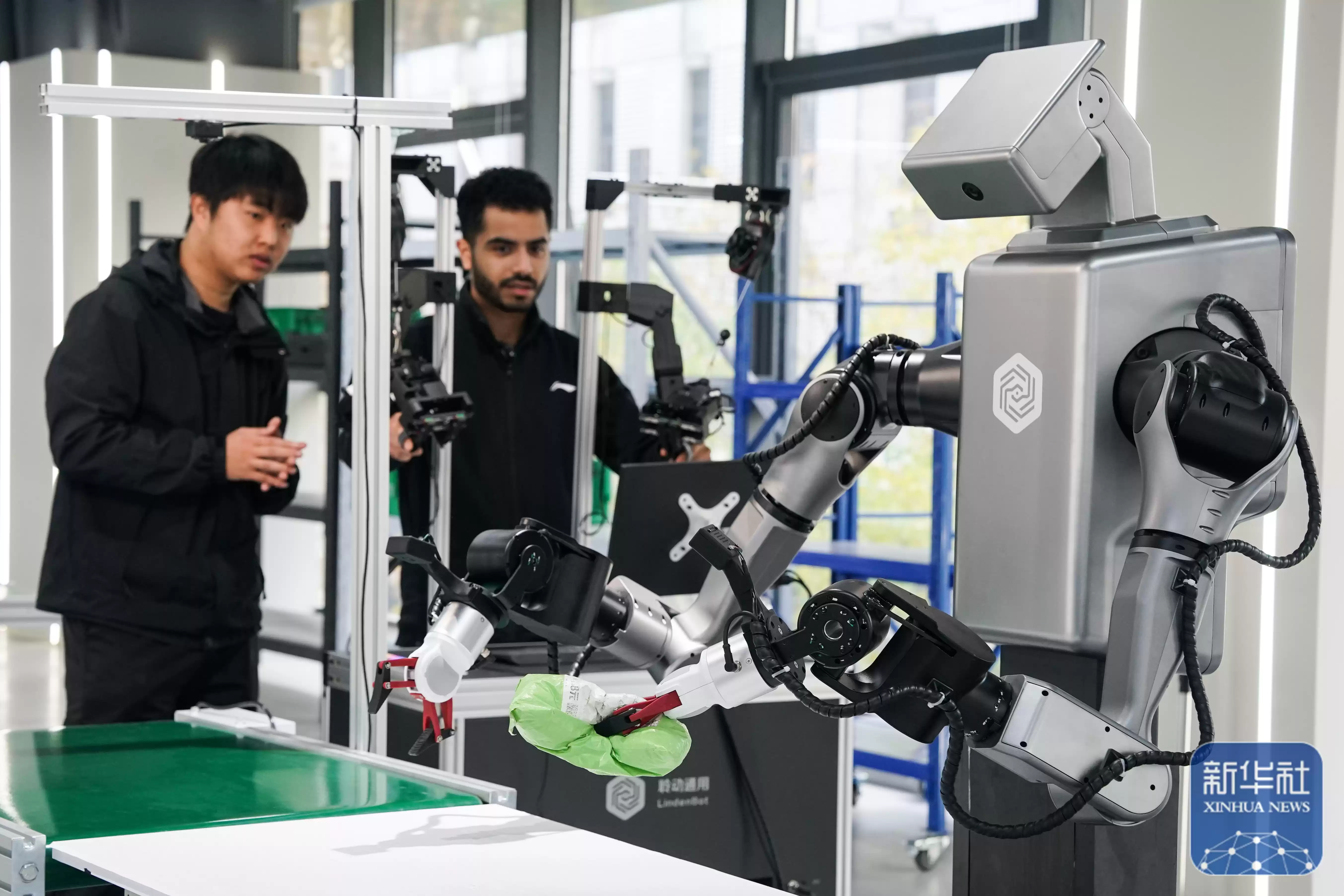 埃及青年马克:在中科大粒子物理舞台铸就科学梦想,链接世界 埃及青年马克:在中科大粒子物理舞台铸就科学梦想,链接世界