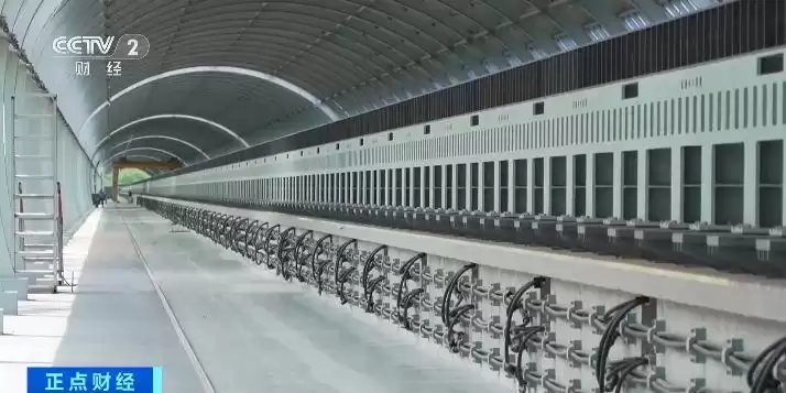 中国磁悬浮颠覆性突破!7秒冲刺650kmh,贴地飞行不再是科幻 中国磁悬浮颠覆性突破!7秒冲刺650kmh,贴地飞行不再是科幻