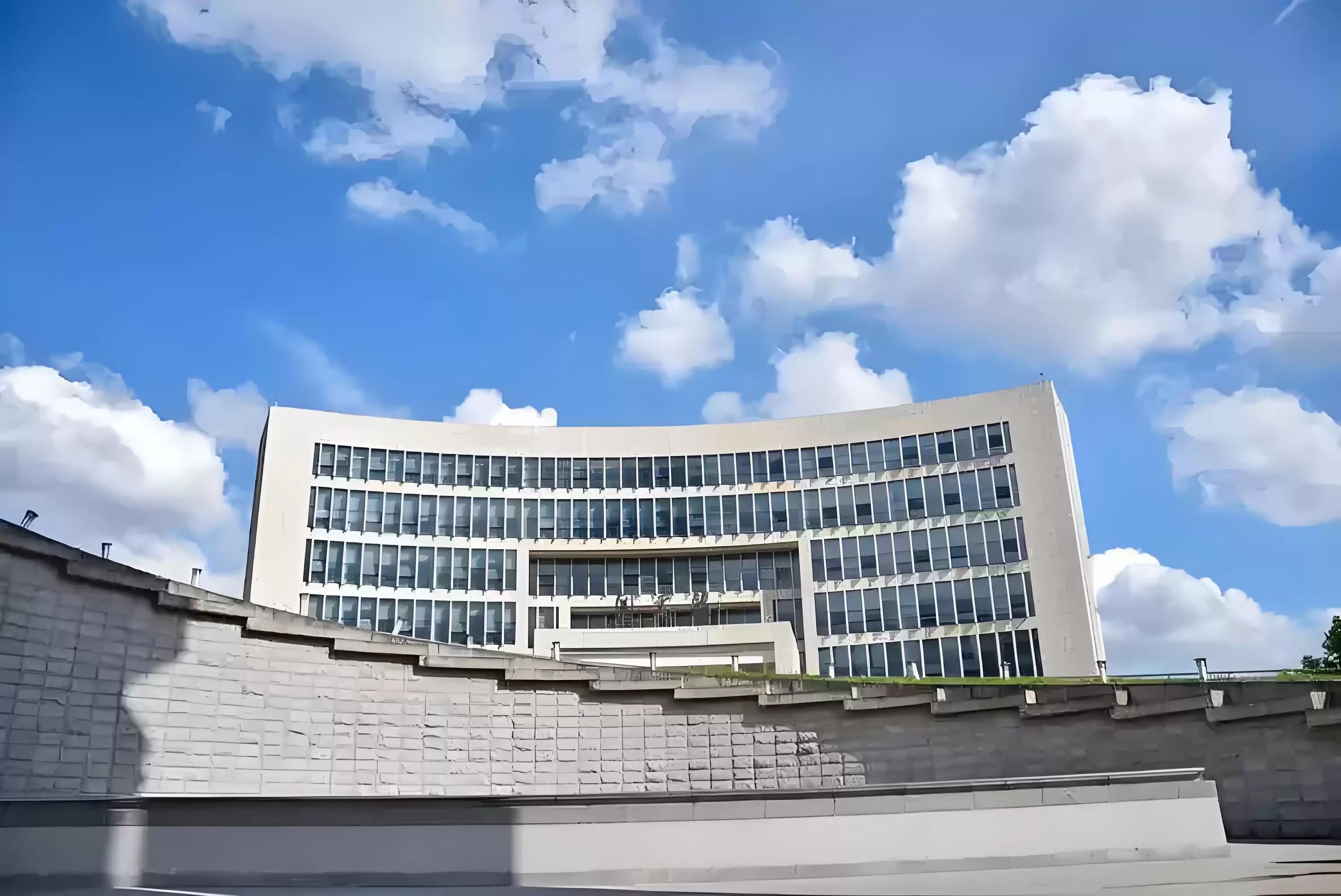 兵器科学与技术:毕业即端“铁饭碗”,大国崛起的核心支柱! 兵器科学与技术:毕业即端“铁饭碗”,大国崛起的核心支柱!