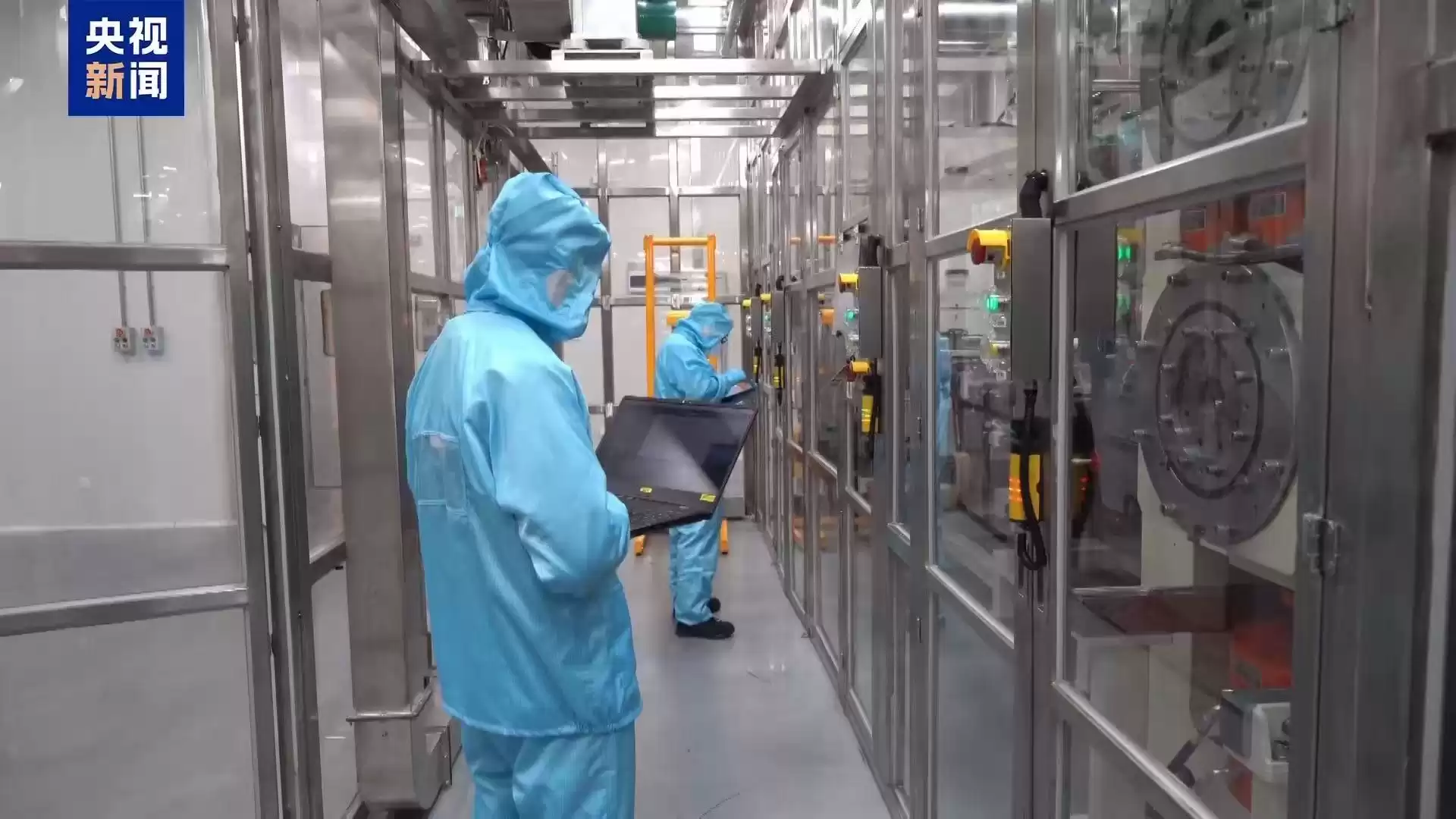 全固态电池爆发！能量密度翻倍，安全无敌，引领能源革命