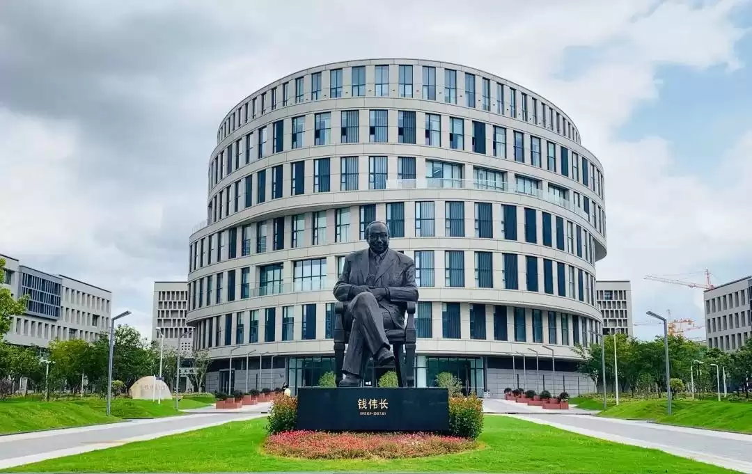 破局“芯”时代！上海大学集成电路产教融合的制胜之道