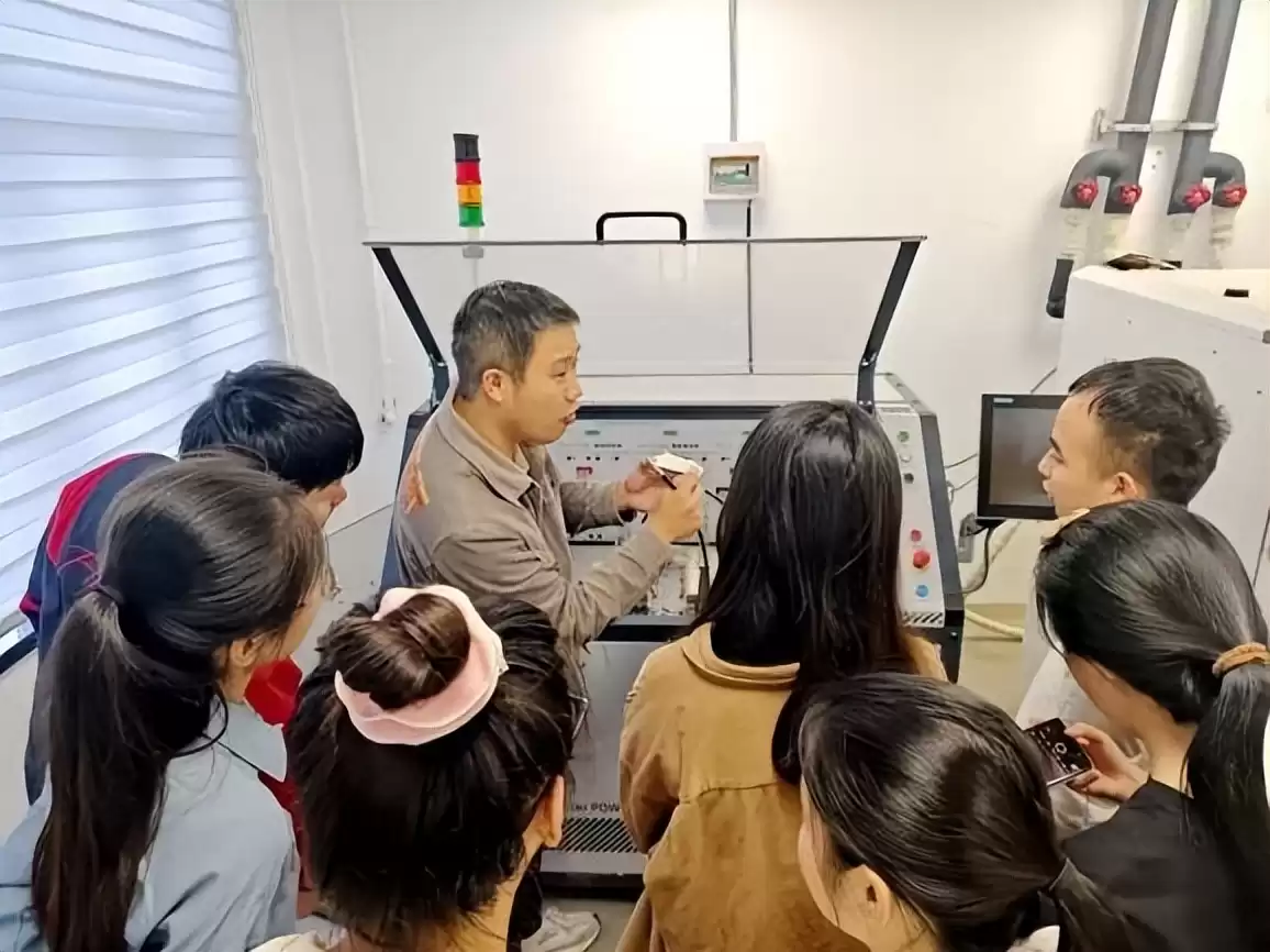 破局“芯”时代！上海大学集成电路产教融合的制胜之道