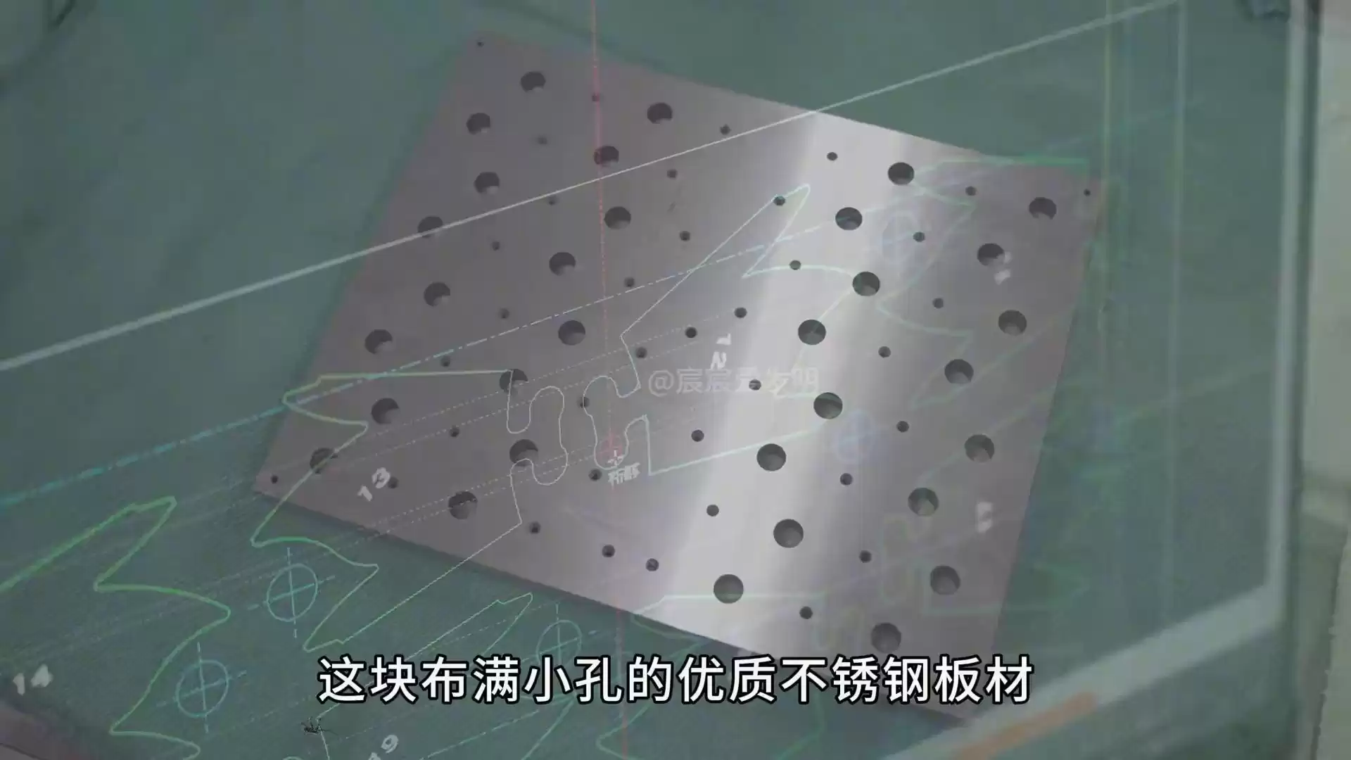 突破极限！无缝拼接切割技术：单人工作室打造毫米级精度