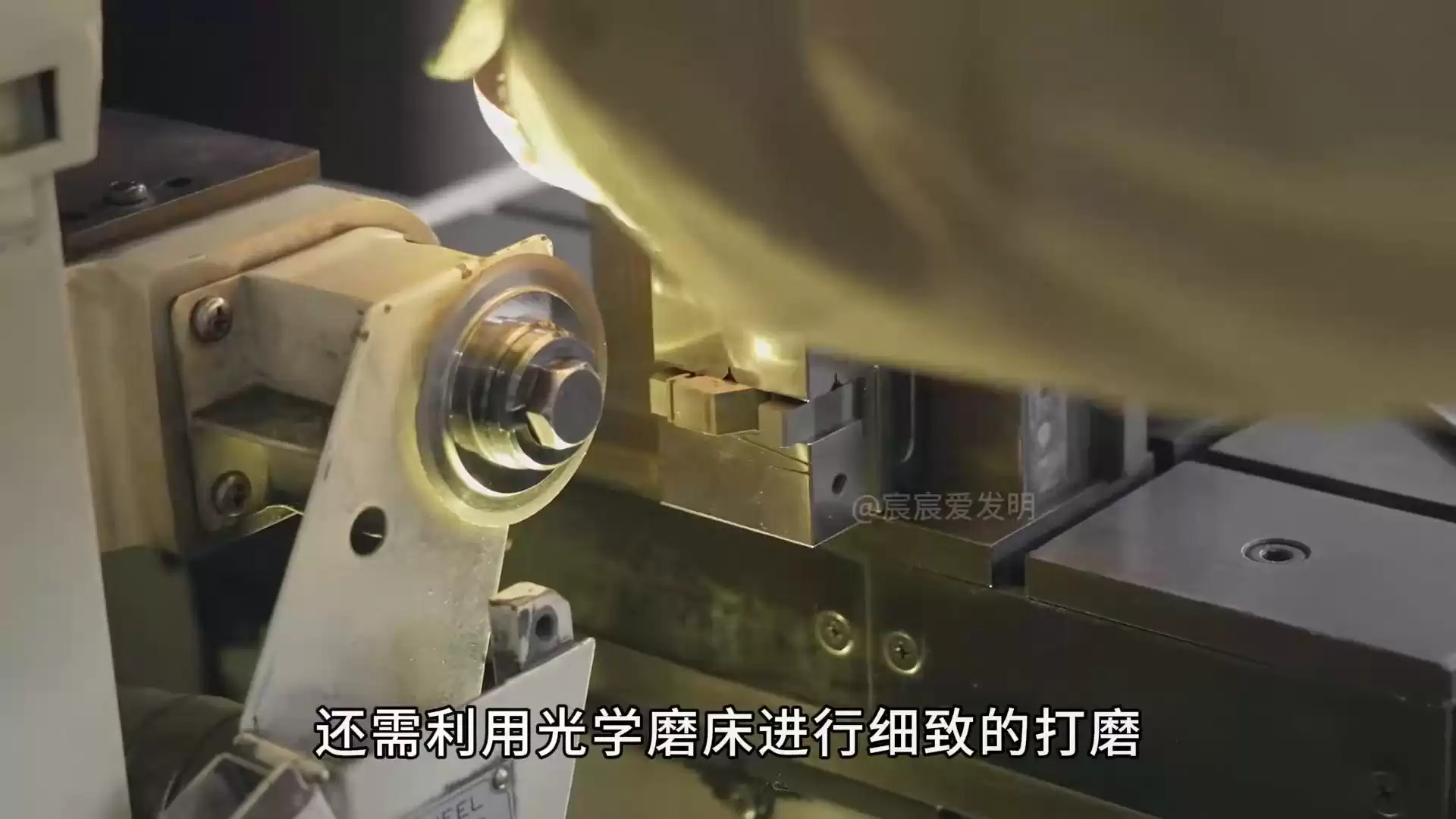突破极限！无缝拼接切割技术：单人工作室打造毫米级精度