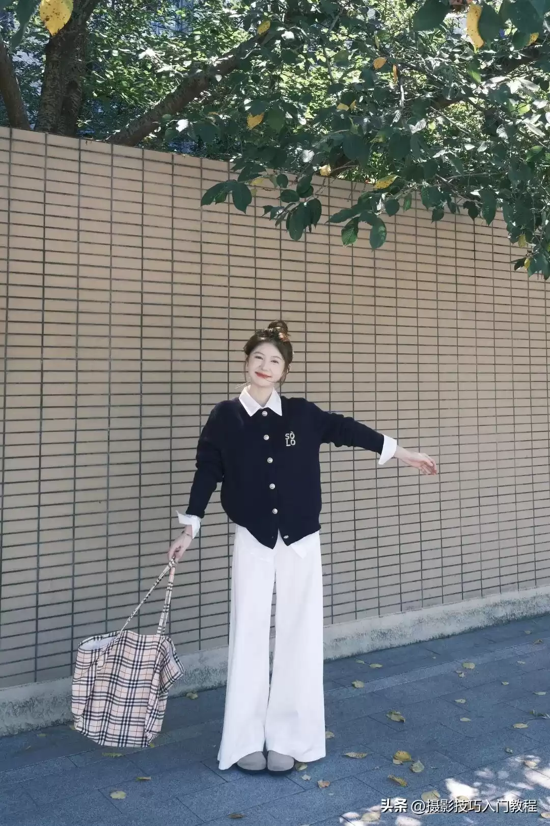 拍照姿势救星！3个万能公式，告别僵硬秒变自然