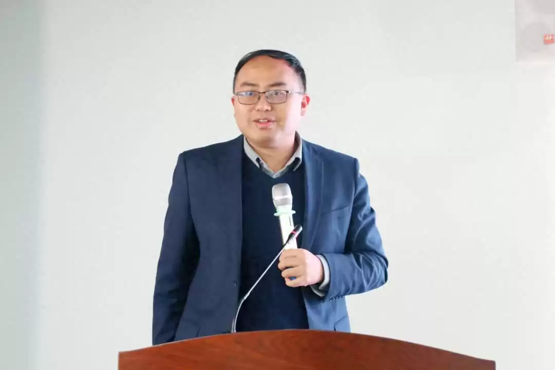 技术破局与价值跃升：新一代信息技术的多元视角解密-第1张图片-正海烽科技 - 领先的只能推广行业，智能制造解决方案提供商