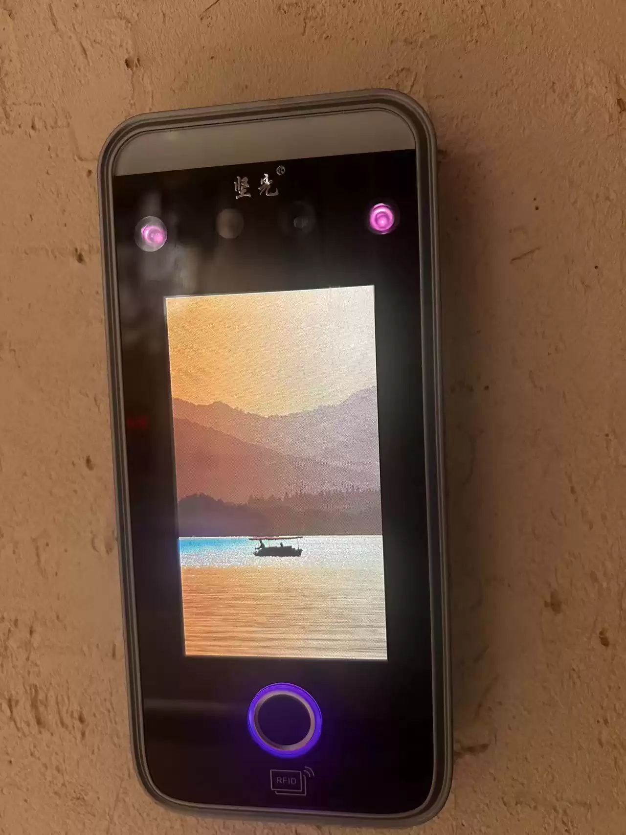 零门槛自救！动态人脸识别门禁机远程恢复出厂，无权限也能轻松搞定-第2张图片-正海烽科技 - 领先的只能推广行业，智能制造解决方案提供商