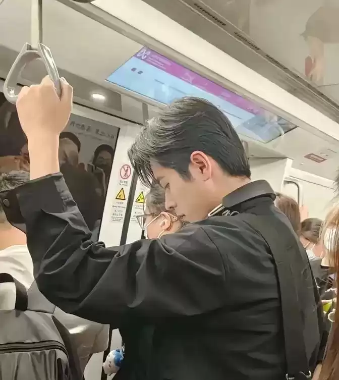 “没技术”的活儿，凭什么成就最不可替代的价值？