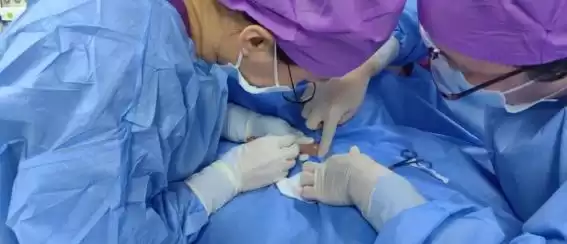 550克生命奇迹：硬核技术与温暖守护的巅峰交响