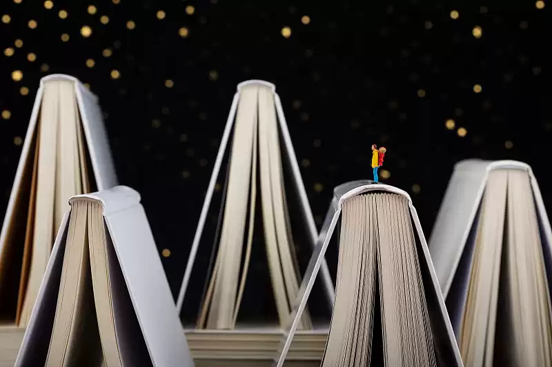 纸质书未来生死局：朱文秋社长犀利交锋，引爆行业终极思辨！