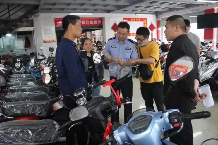 技术越升级，电动车越“短命”？行家揭秘四大行业潜规则！-第6张图片-正海烽科技 - 领先的只能推广行业，智能制造解决方案提供商