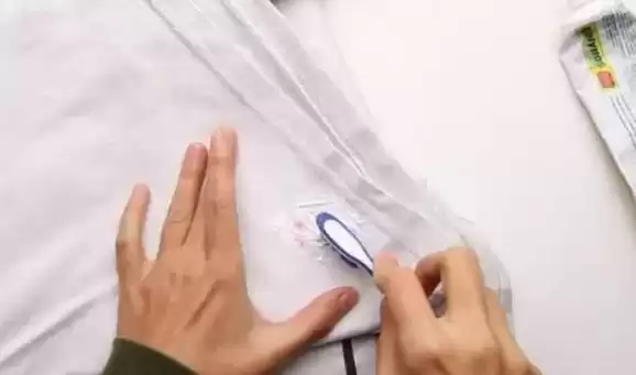 洗衣高手必备！15个神奇妙招，让衣物亮丽如新，赶紧学起来！
