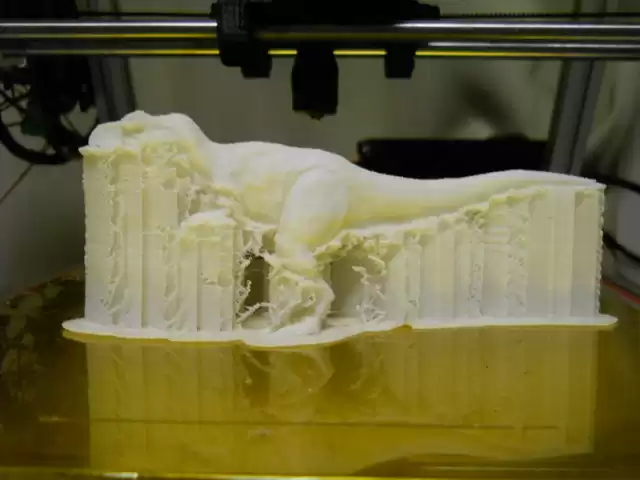 熔融沉积成型：3D打印如何以低成本颠覆制造业？