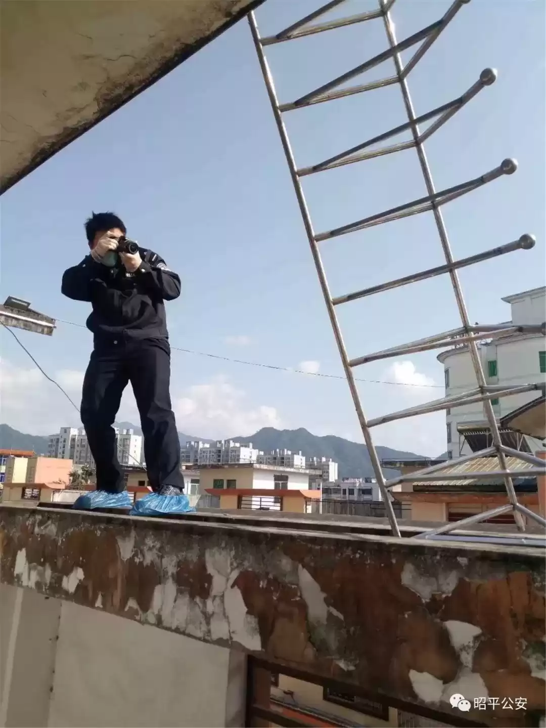 追光者：90后刑事技术员，用无畏和智慧照亮罪案现场！