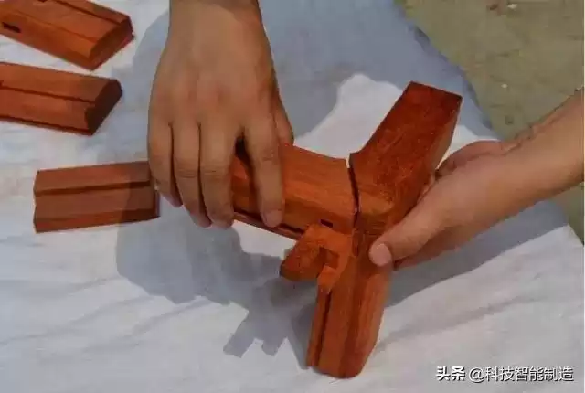 千年不朽的奇迹！鲁班不用一根钉子的建筑绝技