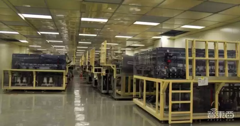 中国LCD屏称霸全球？盛宴之下，暗藏致命软肋！