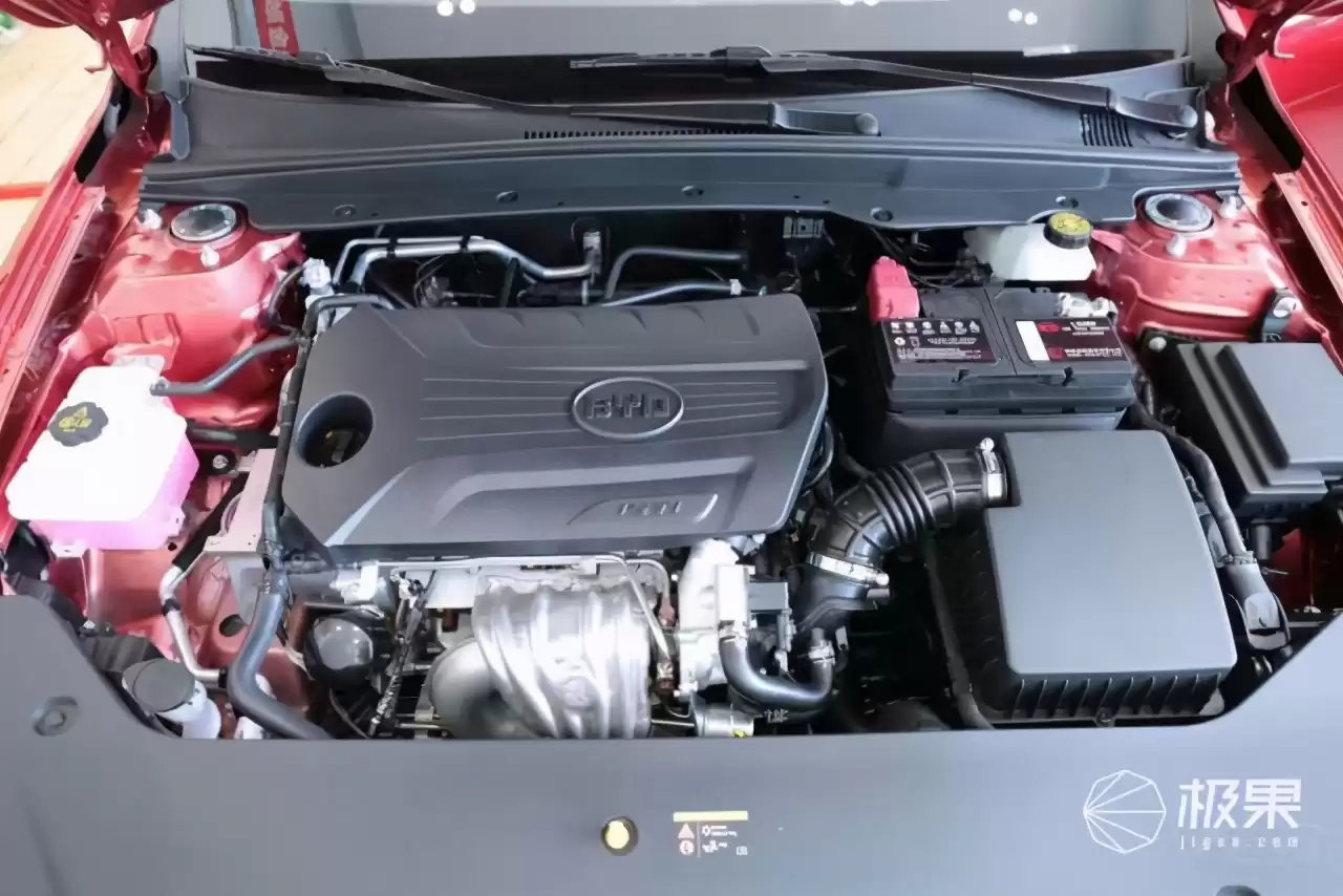 混动技术终极对决：比亚迪凭何称王？一文揭秘性价比真相！