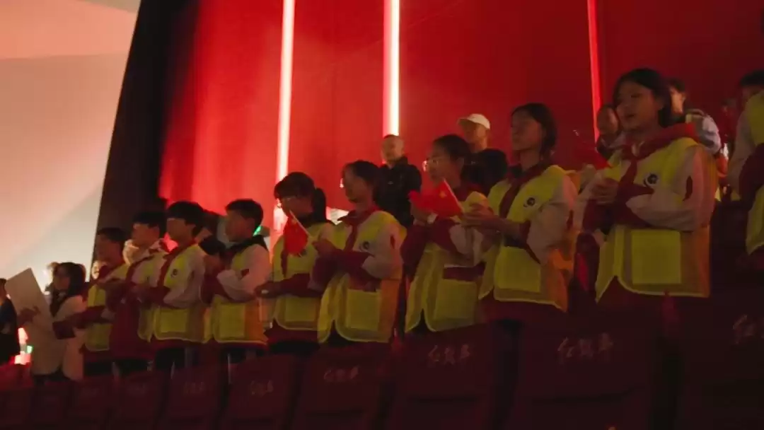 穿越时空！5D技术秒回长征现场，大中小学生共上“行走的思政课”