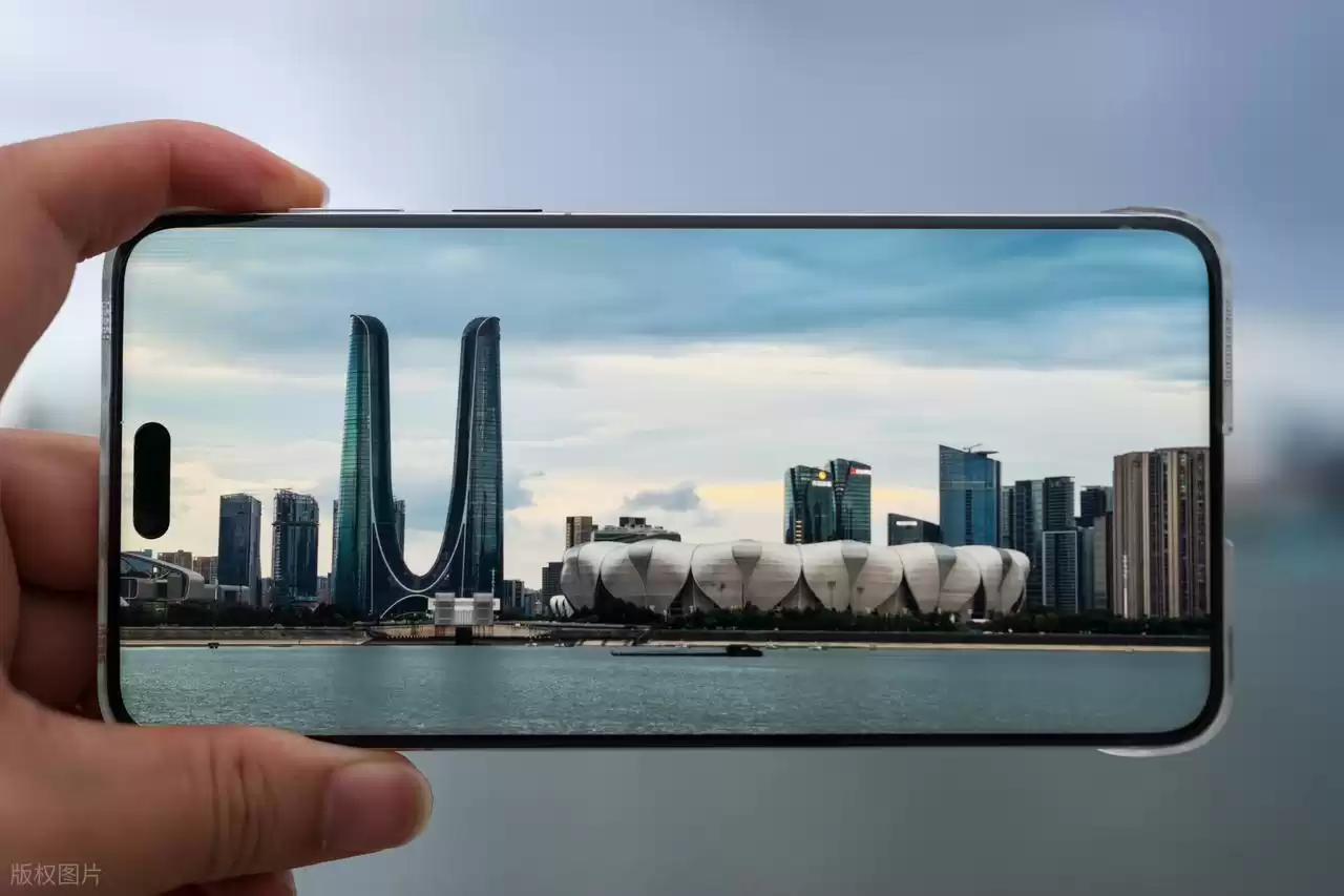 零件全靠进口？错！手机厂商的“隐形王牌”正在颠覆未来！