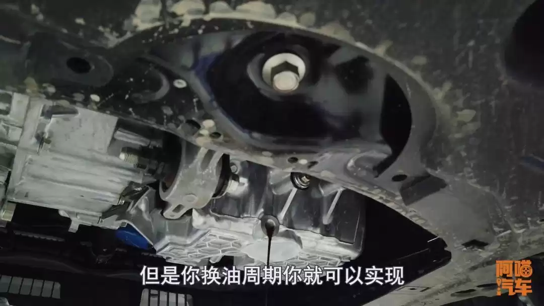 便宜车加全合成机油是“智商税”？修理店拼命反对，背后利益链令人震惊！