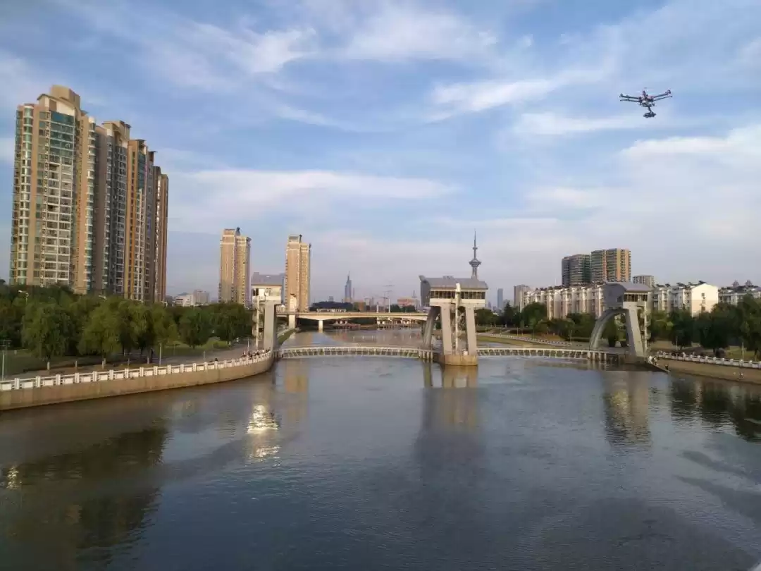 无人机航拍进阶攻略：15大核心操控技巧，解锁上帝视角！