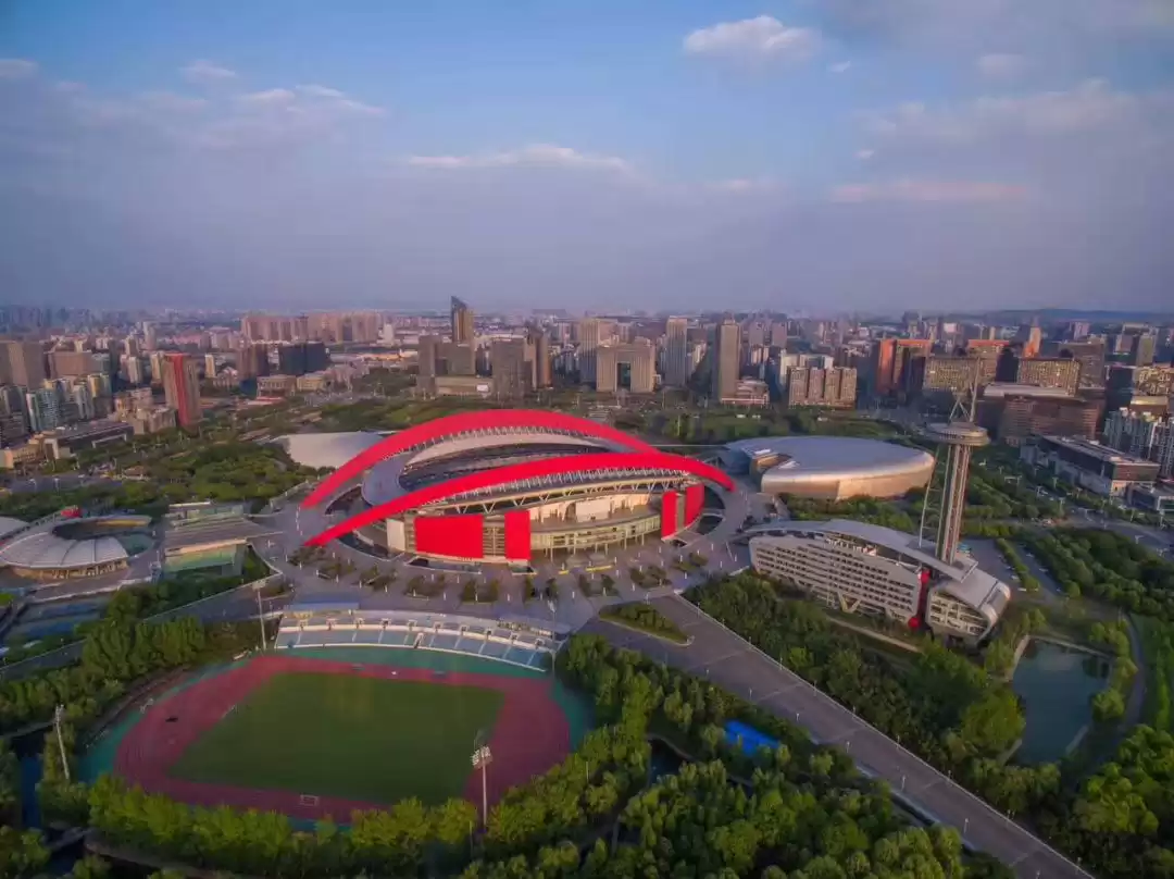 无人机航拍进阶攻略：15大核心操控技巧，解锁上帝视角！