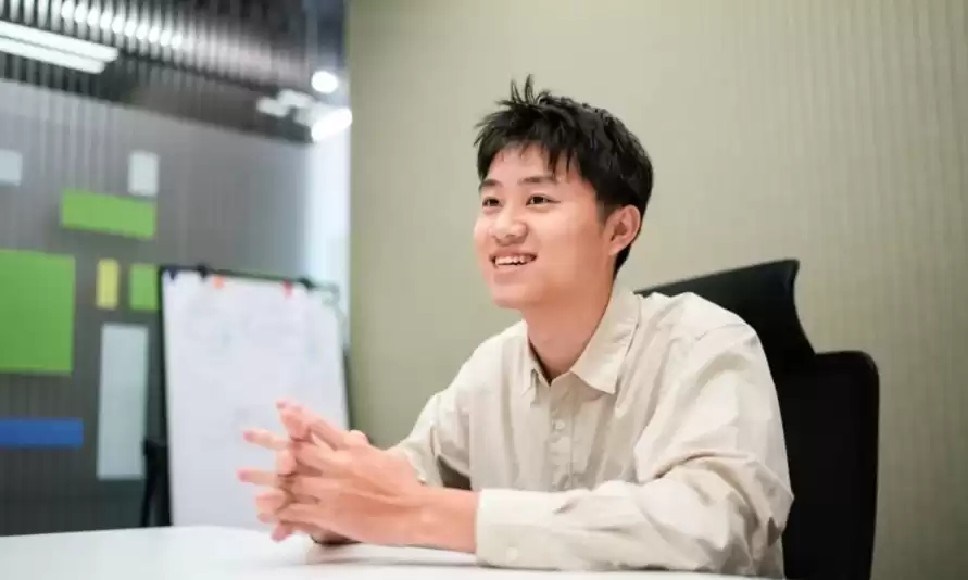 颠覆视觉革命！26岁中国博士生攻克半世纪难题，AI驱动完美裸眼3D视角破100度-第3张图片-正海烽科技 - 领先的只能推广行业，智能制造解决方案提供商