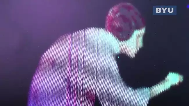 裸眼3D全息成真！悬浮影像触手可及，科幻电影走进现实