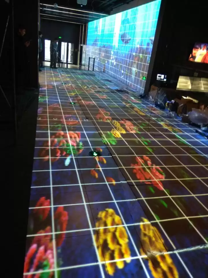 投影融合技术终极指南：揭秘原理、实战玩法与惊艳效果！