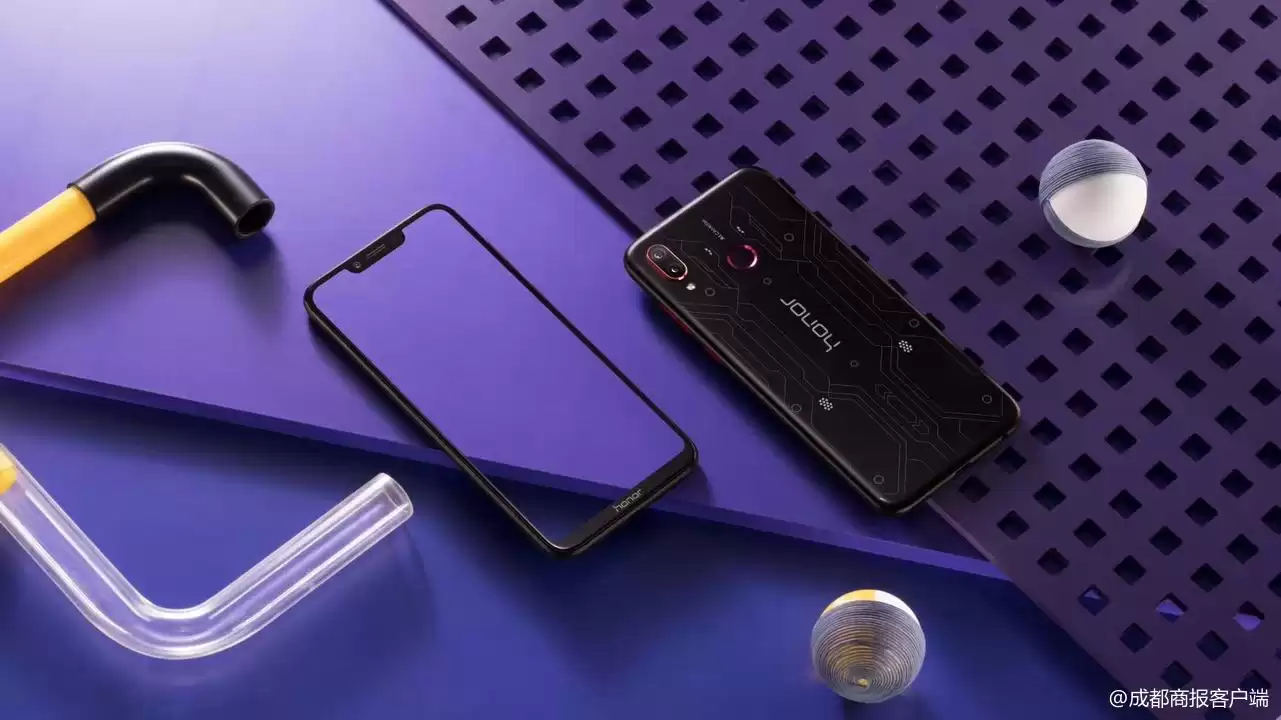 “很吓人技术”终极揭秘：GPU Turbo如何让荣耀Play变身游戏王牌？