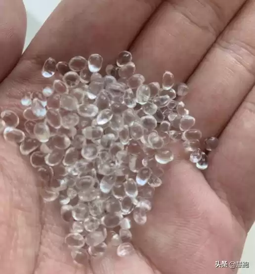 Boost王朝落幕？耐克ZoomX碾压阿迪达斯，竞速跑鞋已变天！