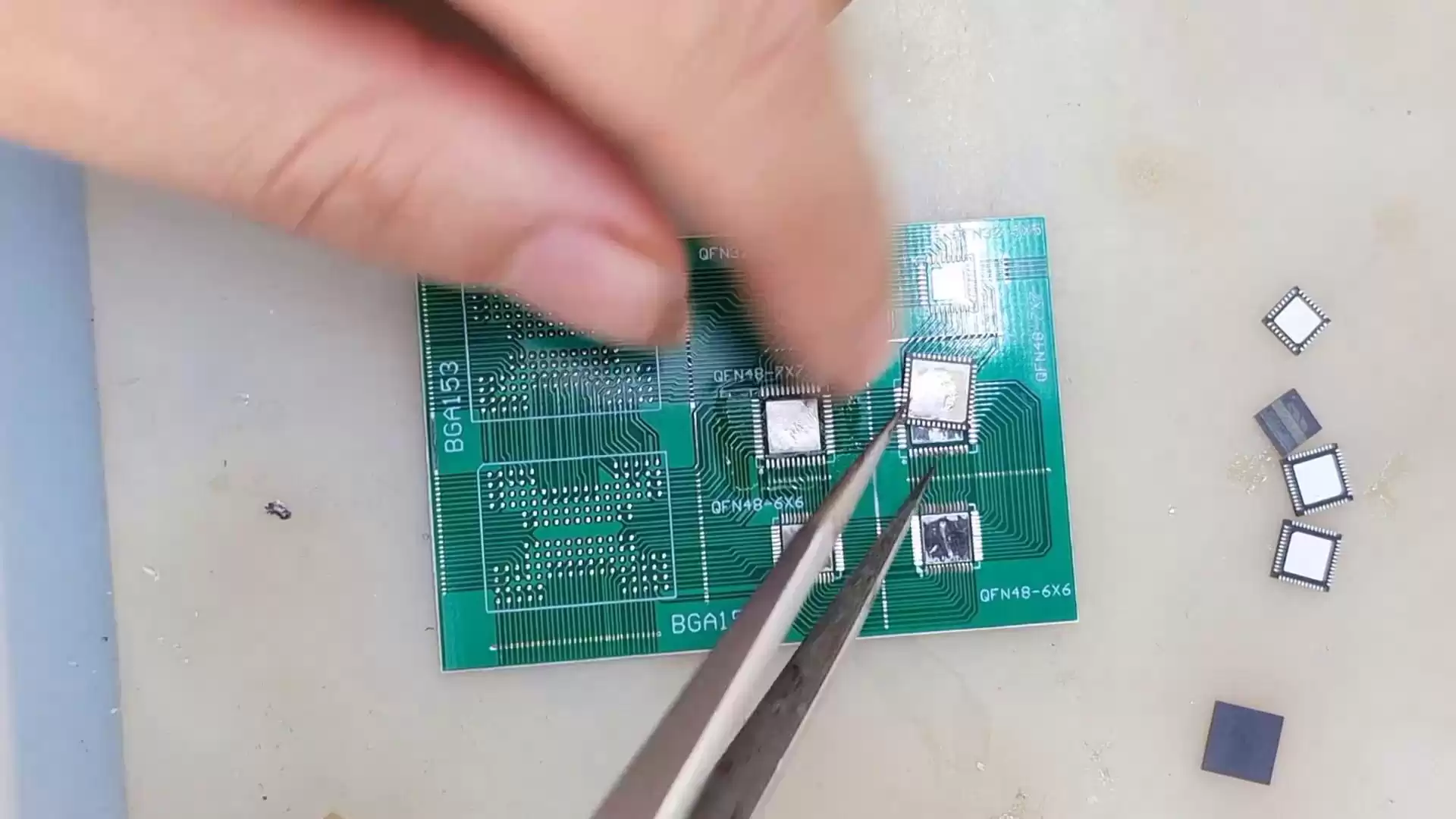 主板维修高手速成：3种QFN芯片焊接绝技，让你彻底告别维修难题！