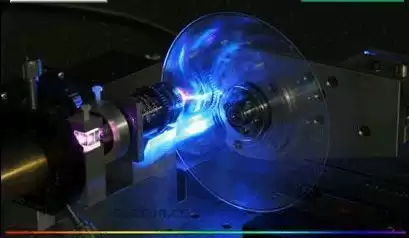 全息影像:超越3D,触手可及的视觉革命! 全息影像:超越3D,触手可及的视觉革命!