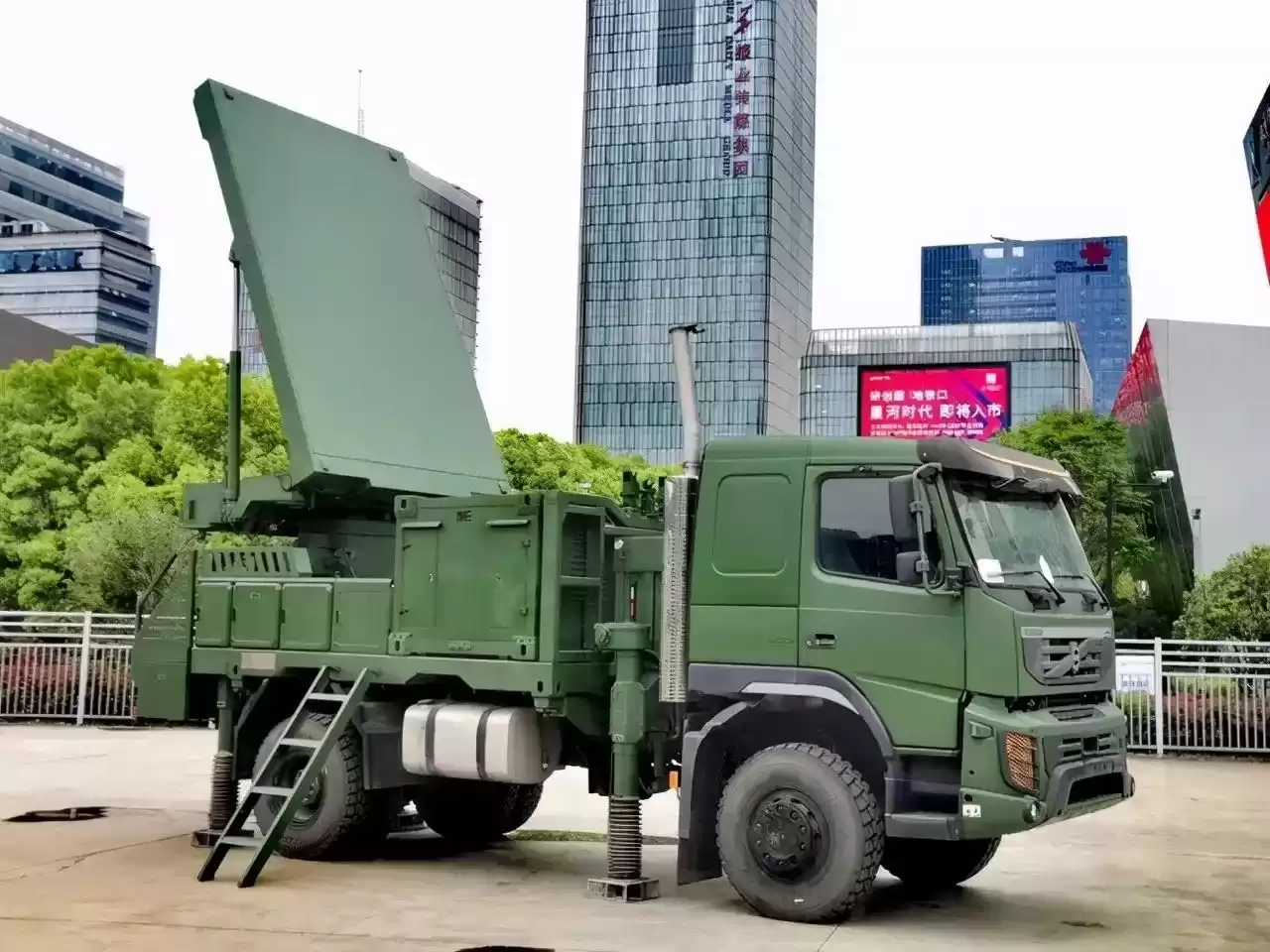 战力颠覆！福建舰、歼35、歼20AS搭载氮化镓雷达，究竟有多恐怖？