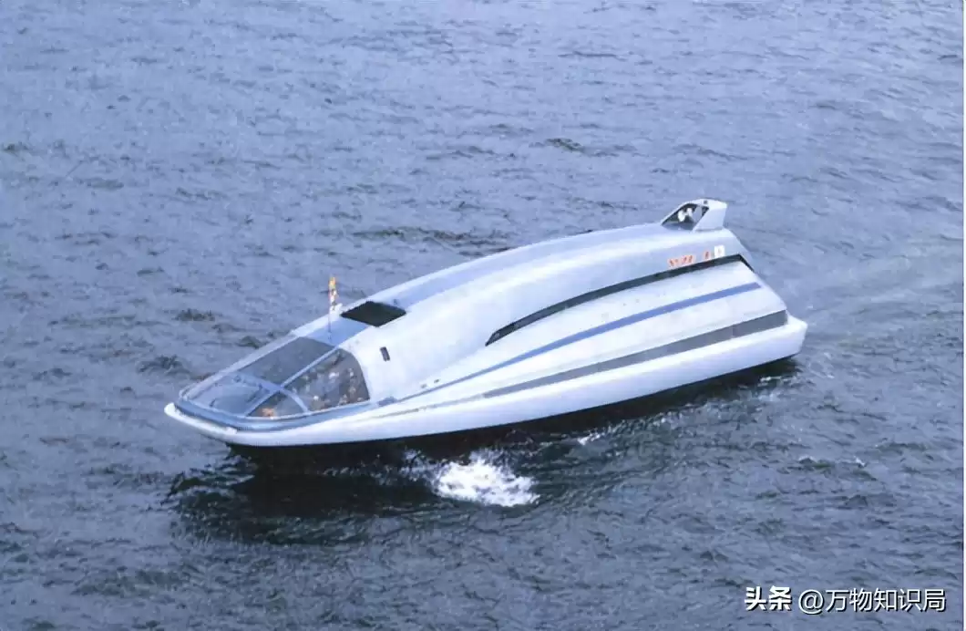 零电阻革命！超导技术如何重塑我们的能源与交通未来？