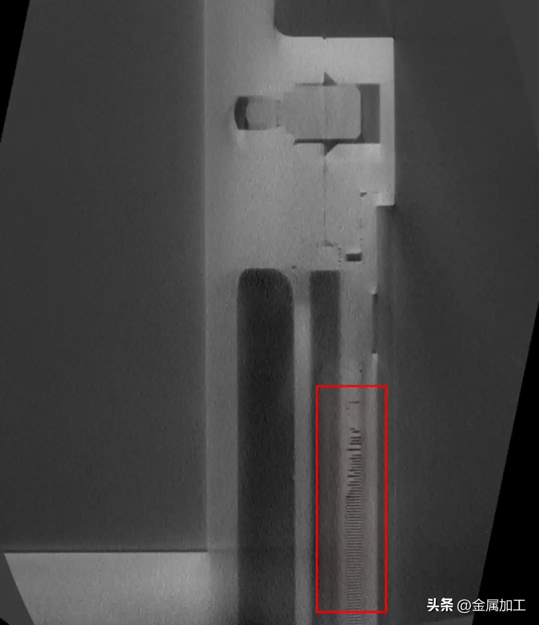 散热革命爆发：AI服务器微通道水冷板（MLCP）如何锁定千亿算力未来？