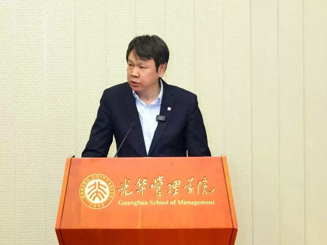 技术生存之战：图灵奖得主赫尔曼人类未来博弈