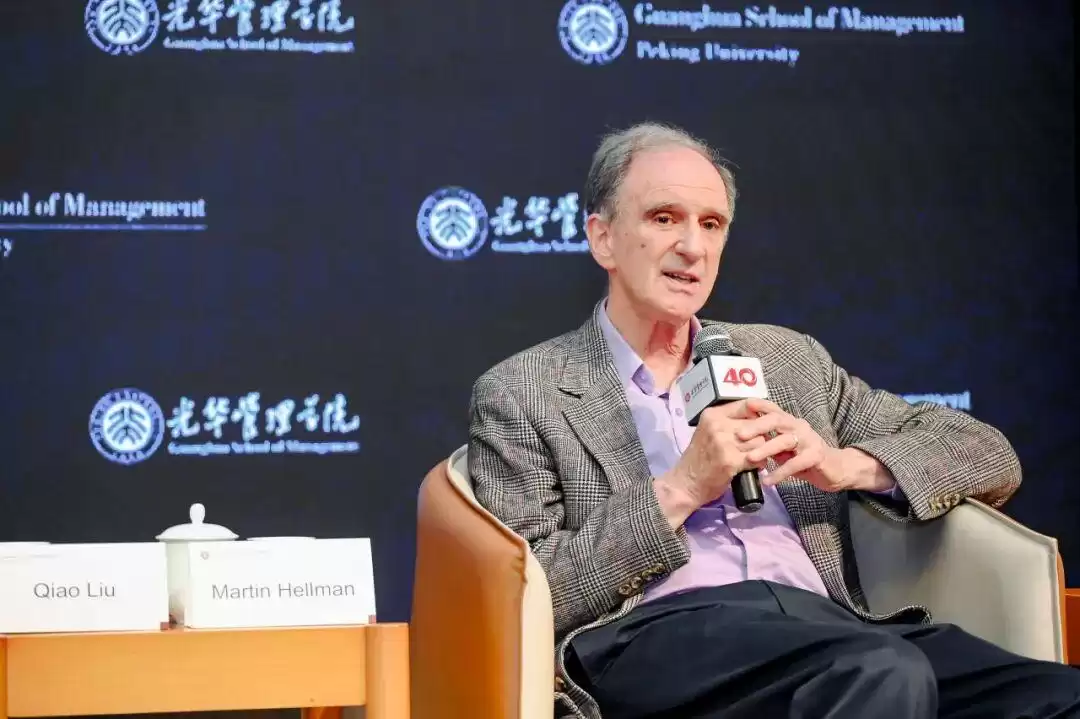 技术生存之战：图灵奖得主赫尔曼人类未来博弈