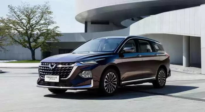 五菱混动闪电战：3个月2款新车，誓做市场普及者！