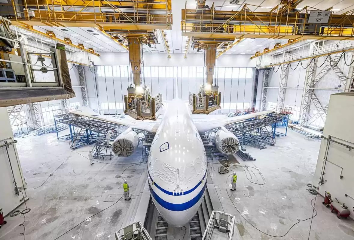 2025西方集体认怂！BBC都服气的5大中国黑科技，彻底改写全球规则