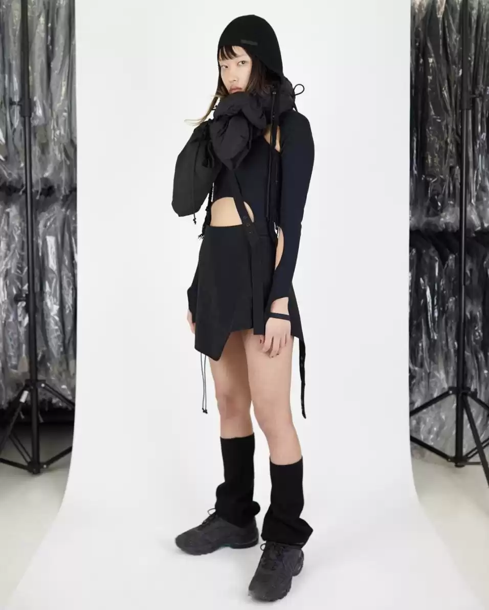 撩人于无形！跟Lisa学最高级细节穿搭术，你敢挑战吗？