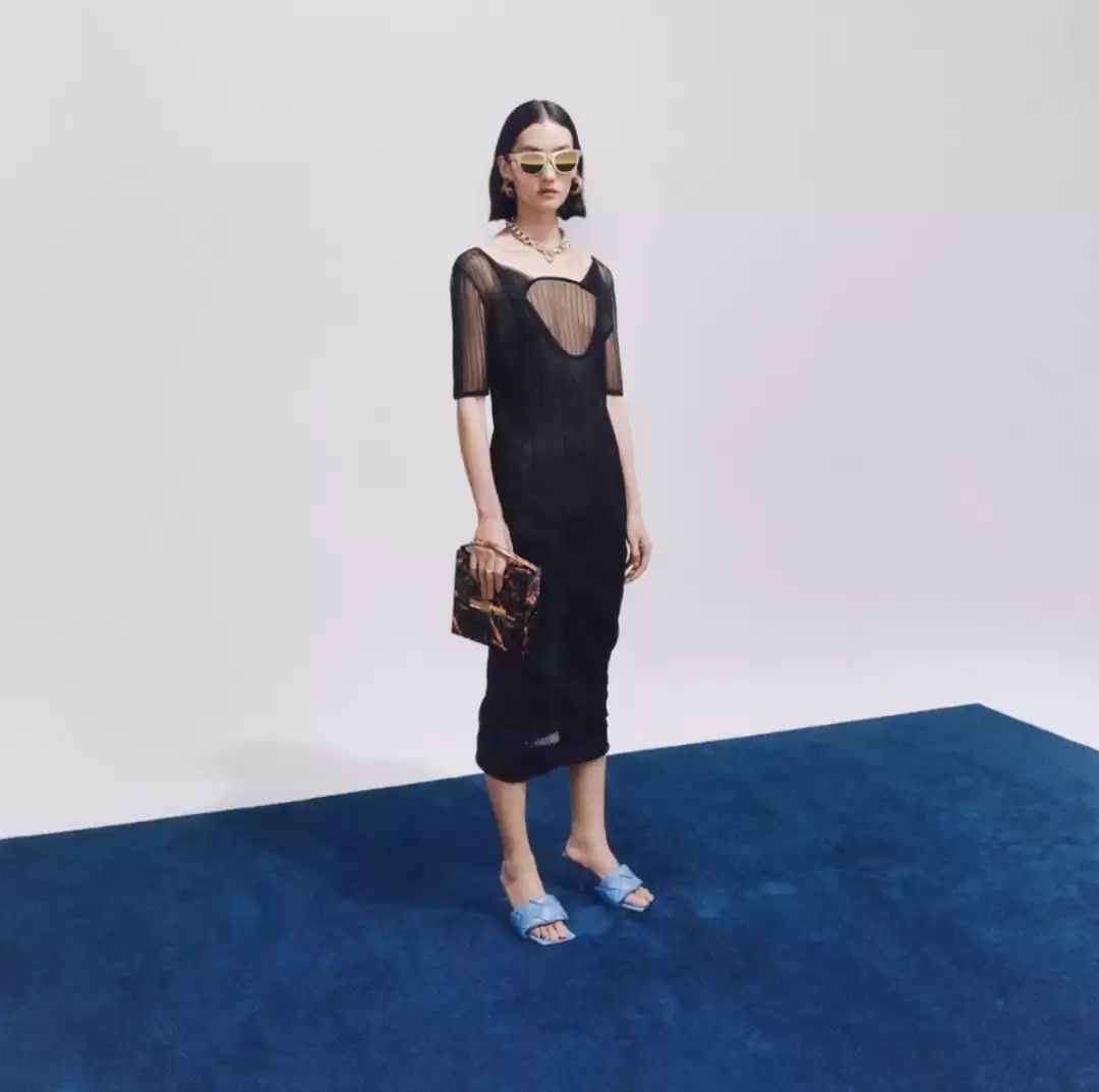 撩人于无形！跟Lisa学最高级细节穿搭术，你敢挑战吗？