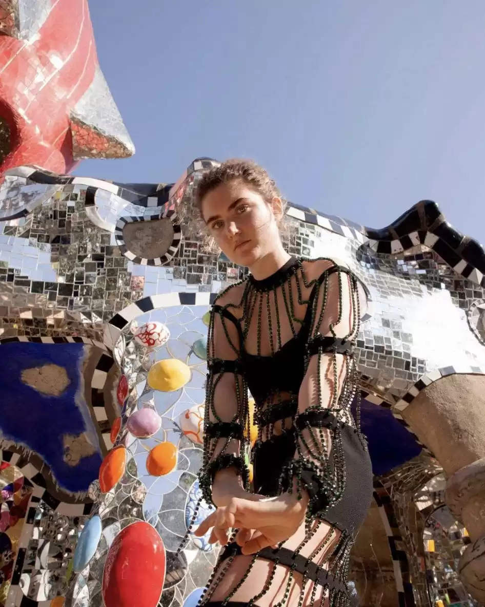 撩人于无形！跟Lisa学最高级细节穿搭术，你敢挑战吗？