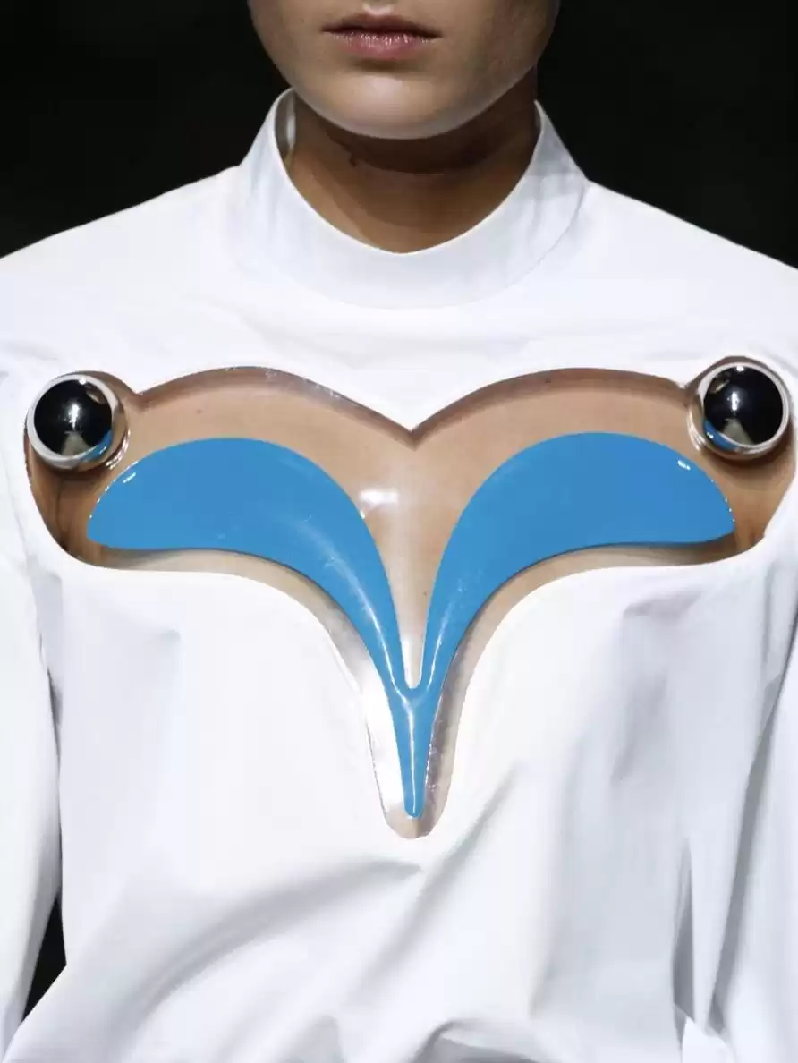 撩人于无形！跟Lisa学最高级细节穿搭术，你敢挑战吗？