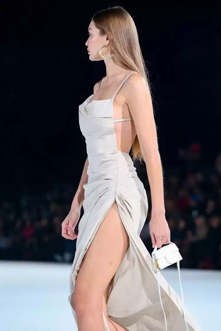 撩人于无形!跟Lisa学最高级细节穿搭术,你敢挑战吗? 撩人于无形!跟Lisa学最高级细节穿搭术,你敢挑战吗?