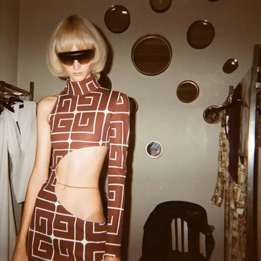 撩人于无形！跟Lisa学最高级细节穿搭术，你敢挑战吗？